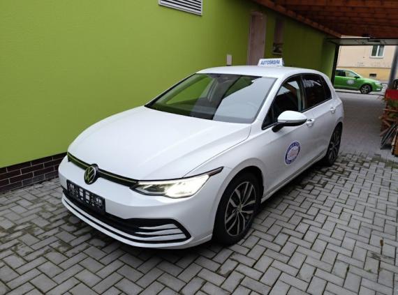 Volkswagen Golf VIII